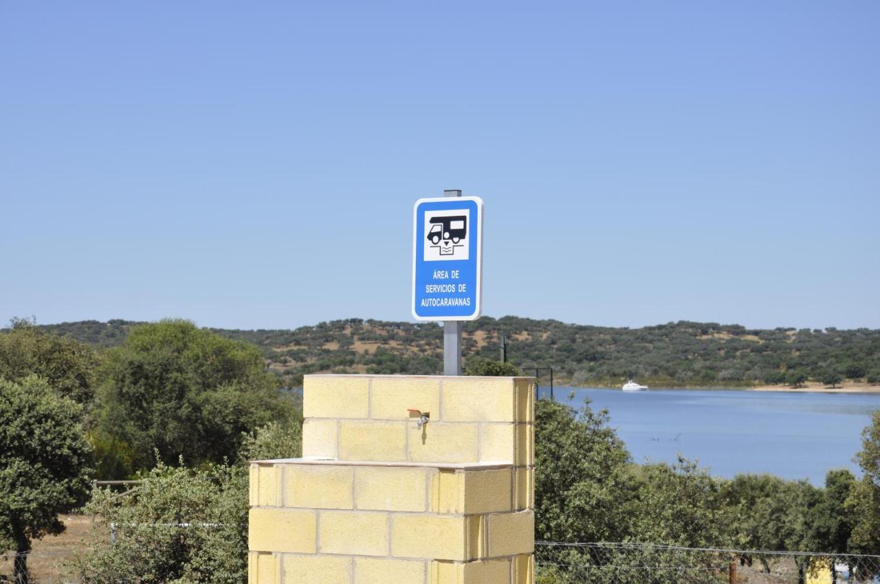 Cruceros Alqueva Hostel Cheles Εξωτερικό φωτογραφία